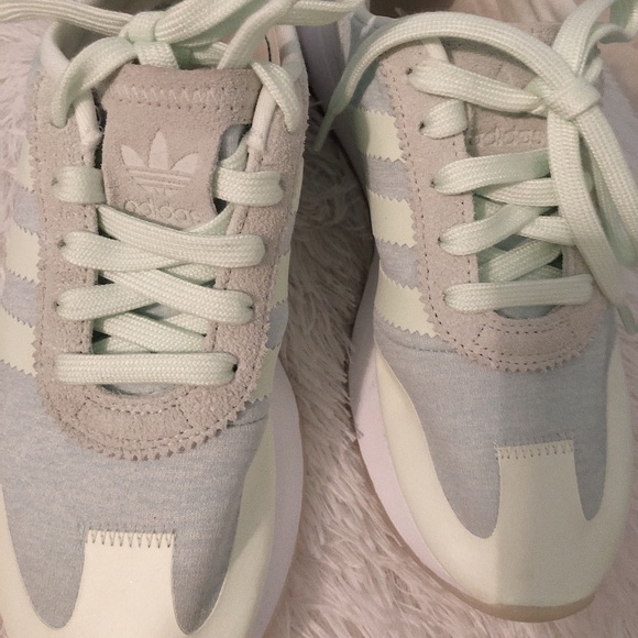 Tubular shadow J adidas shoes - Picture 2 of 3